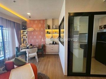 Sss541 For Sale: Chapter One Spark Charan, near MRT Bang Phlat (only 150 meters away), on the main road.