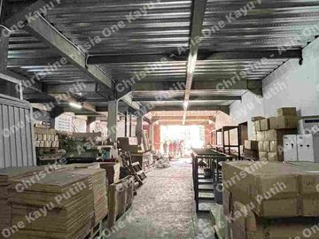 Dijual Gudang rapi dan siap pakai di Jalan Basoka Raya, Joglo Jkt Barat