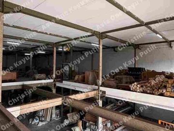 Dijual Gudang rapi dan siap pakai di Jalan Basoka Raya, Joglo Jkt Barat