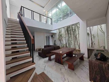 Rumah 2 Lt Bangunan Baru di Jl Sendangsari Utara, Kalicari Pedurungan