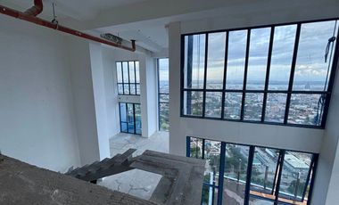 38 Park Avenue 4BR Penthouse Loft 495sqm Skydeck 2-car Cebu IT Park