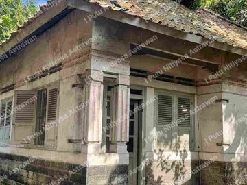 Dijual Bangunan/Rumah Antik Zaman Kolonial dengan Luas Tanah 13,82 are di Desa Pergung, Mendoyo, Jembrana, Bali