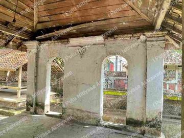 Dijual Bangunan/Rumah Antik Zaman Kolonial dengan Luas Tanah 13,82 are di Desa Pergung, Mendoyo, Jembrana, Bali