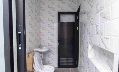 RUMAH BARU TAMAN PONDOK INDAH WIYUNG SURABAYA ROW 4 MOBIL