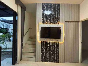 Rumah 2 LT semi furnished dijual murah Perum Mutiara city sidoarjo kota