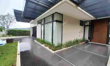 Rumah Premium Nuansa Golf di Garden Residence Cimanggis