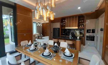 Rumah Premium Nuansa Golf di Garden Residence Cimanggis