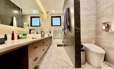 Luxurious 4 Bedroom Corner Townhouse for Sale in Manhattan Premium Townhomes, Quezon City