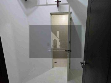 fairways tower 2BR