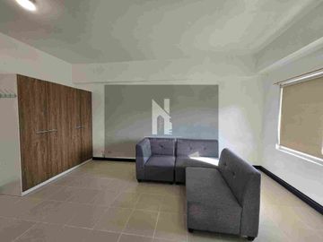 Fairways Tower Studio