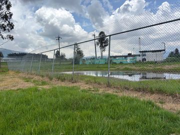 SE VENDE  complejo Industrial de 18.000 m² en porque industrial Turubamba