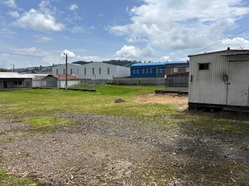 SE VENDE  complejo Industrial de 18.000 m² en porque industrial Turubamba