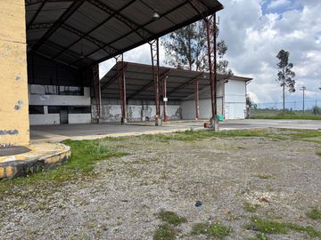 SE VENDE  complejo Industrial de 18.000 m² en porque industrial Turubamba