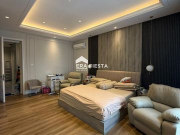 Dijual Rumah Mewah Permata Buana Jakarta Barat Full Furnished Siap Huni