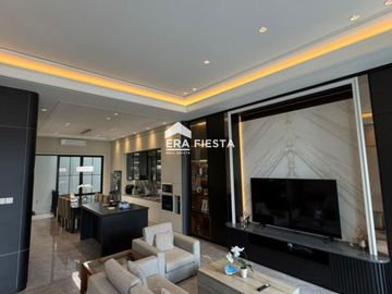 Dijual Rumah Mewah Permata Buana Jakarta Barat Full Furnished Siap Huni