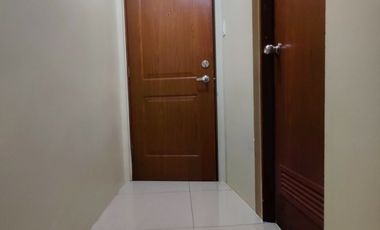 The Beacon Makati 21 sqm studio semi furnished unit P2.8M only for sale