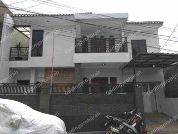 Dijual Rumah Di Jalan Haji Haris Baros, Cimahi Tengah