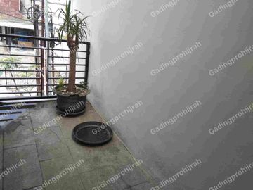 Dijual Rumah Di Jalan Haji Haris Baros, Cimahi Tengah