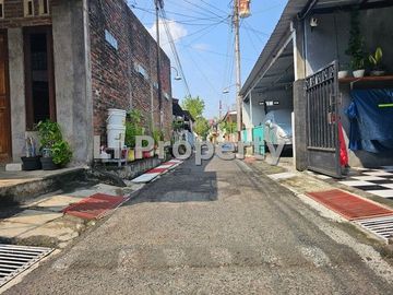 area Hiri, dekat Kampus UPGRIS, Tengah Kota, tidak banjir, bawah NJOP, Semarang