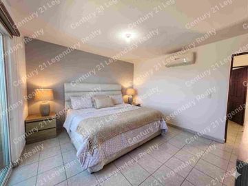casa en venta en Cabo San Lucas en privada quintas California
