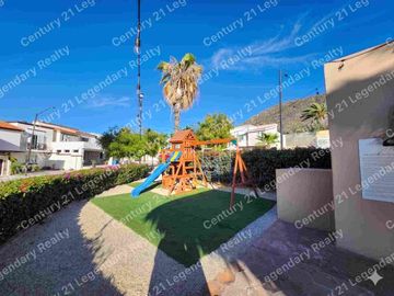 casa en venta en Cabo San Lucas en privada quintas California