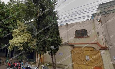 Casa en Remate, Col. Moderna, Inversion Garantizada.