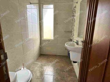 Rumah 2 Lantai Halaman Super Luas Cluster Premium KBP