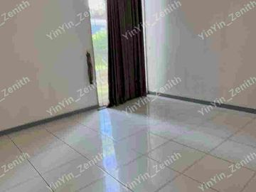 Rumah 2 Lantai Halaman Super Luas Cluster Premium KBP