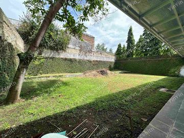 Rumah 2 Lantai Halaman Super Luas Cluster Premium KBP