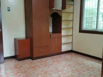 Elegant 3 Storey House & Lot for Sale in Richgate, Camp 7