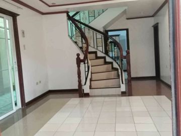 Elegant 3 Storey House & Lot for Sale in Richgate, Camp 7
