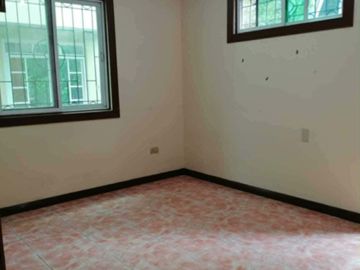Elegant 3 Storey House & Lot for Sale in Richgate, Camp 7