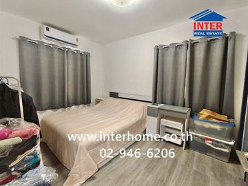Two-story detached house, 36.1 sq.wah, Villaggio Pinklao - Salaya Village, Borommaratchachonnani Road, Bang Kruai-Salaya Road, Bang Kruai, Nonthaburi.