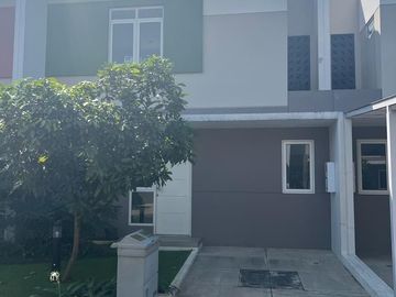 jarang ada Dijual Rumah Summarecon Bandung