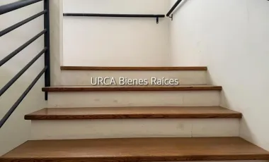 Hermosa Villa en Venta en La Carretera Nacional, en La Zona del Uro