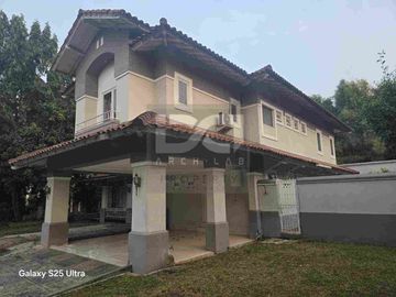 Dijual Harga Best Deal! Rumah HooK 6 KT, Garden Luas di Kawasan Lippo Cikarang