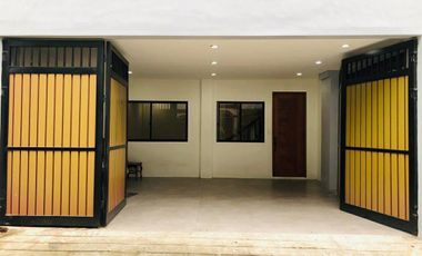 6BR House and Lot For Sale in Brgy. Holy Spirit, Quezon City