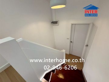 Three-story townhome, 38 sq.wa., Chuan Chuen Prachachuen 30 Village, next to Prachanukul Expressway, Soi Prachachuen 30, Prachachuen Road, Bang Sue Di