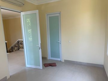 Rumah Mewah Les Belles Maisons Semi Furnished Sebrang Mall Wtc