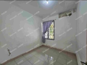 Rumah siap huni, kondisi rapi dan sudah cat Ulang di Michelia GS