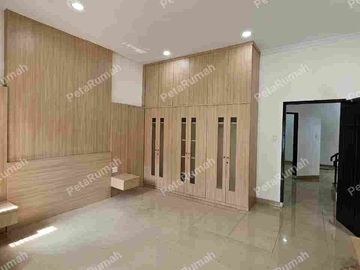 Cemara Asri Lebar 8 Meter Baru Renovasi