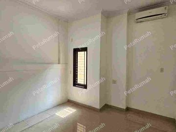 Cemara Asri Lebar 8 Meter Baru Renovasi