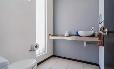 SENTENCIA JURÍDICA FIRME: Adquisición Directa y Segura en la Exclusividad de Villa Colonial, TIJUANA.