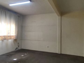 CASA CON ALTA CONECTIVIDAD CERCA DEL AEROPUERTO USO COMERCIAL EN RENTA 4 AUTOS 3 NIVELES MOCTEZUMA 2DA SECCIÓN