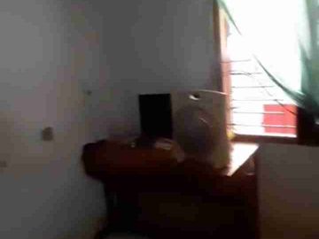 Di jual rumah 1 setengah lantai  ukuran luas kondisi bangunan bagus Lokasi perumahan puri Kartika lama Ciledug Tangerang kota
