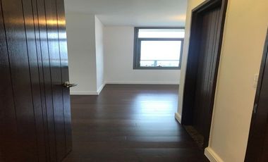 For Lease: 3 Bedroom 4BR Condominium at The Suites Taguig City-BGC