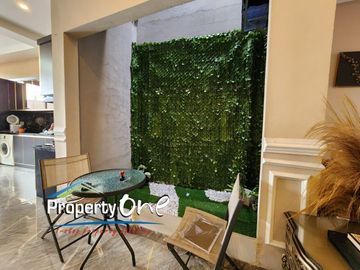 Jual Rumah 3 Lantai Super Luas Full Furnish di Bumi Puspitek Asri Menempel Dengan BSD