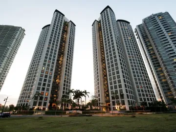 ₱85,000,000 | Luxury 3BR Condo for Sale in Essensa East Forbes BGC | 290sqm | Unobstructed Forbes & Polo Club Views | 4 Parking