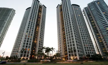 ₱85,000,000 | Luxury 3BR Condo for Sale in Essensa East Forbes BGC | 290sqm | Unobstructed Forbes & Polo Club Views | 4 Parking