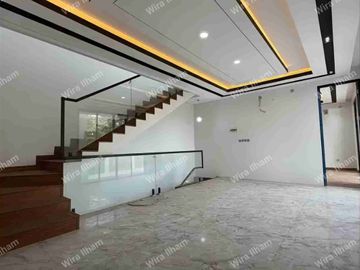 Private Pool Rumah Mewah di Cilandak Jakarta Selatan